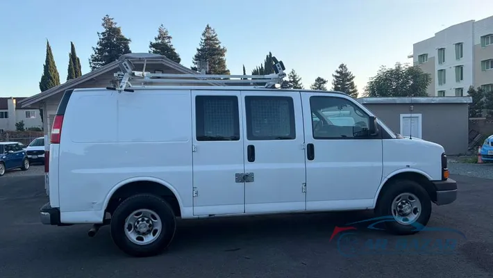 2014 CHEVROLET Express 2500  V8