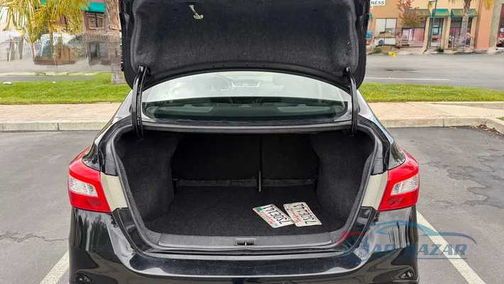 2016 NISSAN Sentra