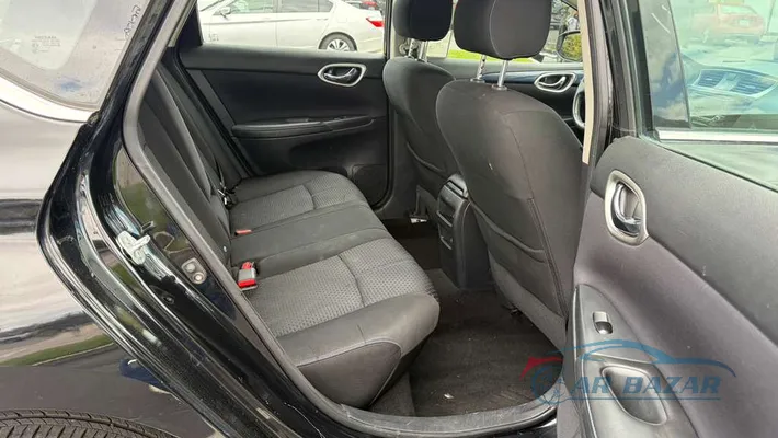 2016 NISSAN Sentra