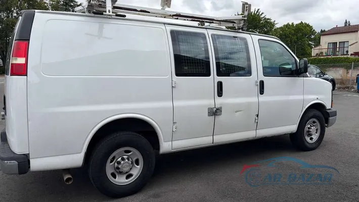 2014 CHEVROLET Express 2500  V8