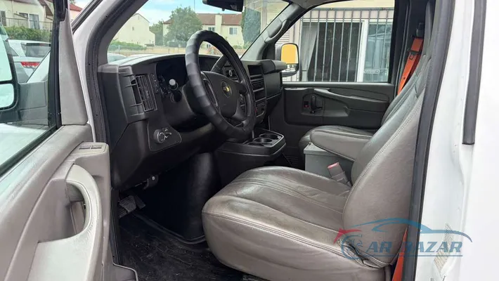 2014 CHEVROLET Express 2500  V8