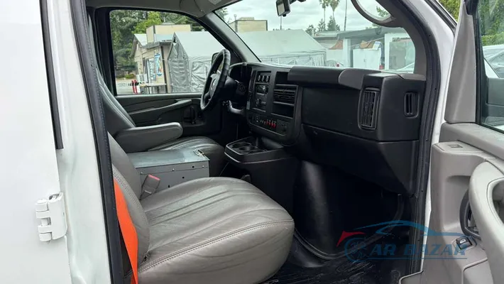 2014 CHEVROLET Express 2500  V8