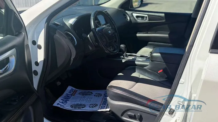 2019 NISSAN Pathfinder