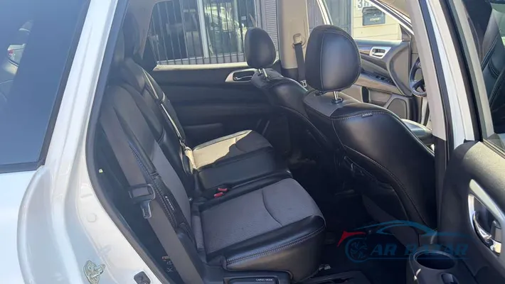 2019 NISSAN Pathfinder