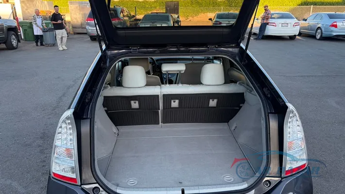 2011 TOYOTA Prius