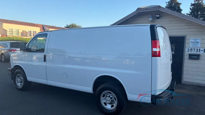 2023 CHEVROLET Express 2500  V6