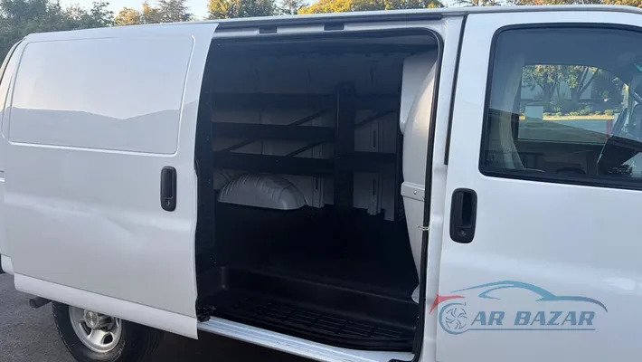 2023 CHEVROLET Express 2500  V6