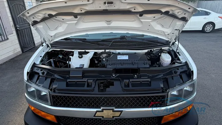 2023 CHEVROLET Express 2500  V6