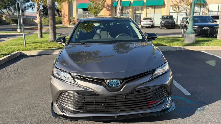 2019 TOYOTA Camry LE Hybrid
