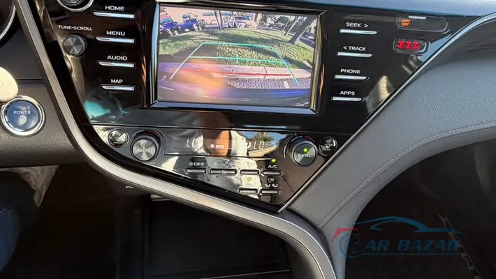 2019 TOYOTA Camry LE Hybrid