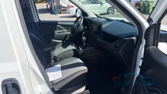 2019 RAM Promaster City SLT
