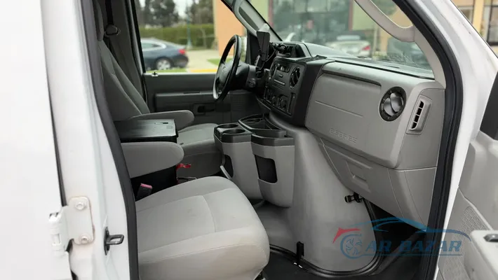 2014 FORD E-150